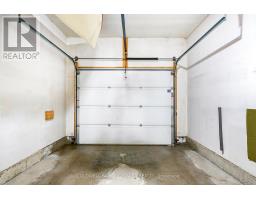 17 - 1337 COMMISSIONERS ROAD W - 41