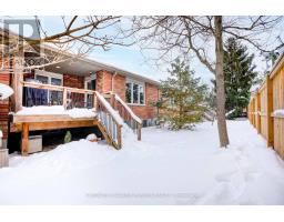 17 - 1337 COMMISSIONERS ROAD W - 44