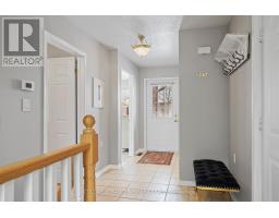 17 - 1337 COMMISSIONERS ROAD W - 5