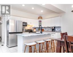 17 - 1337 COMMISSIONERS ROAD W - 8