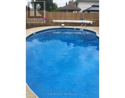 111 ROUNDHILL COURT - 33