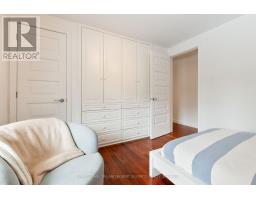 20 CHEROKEE ROAD - 22