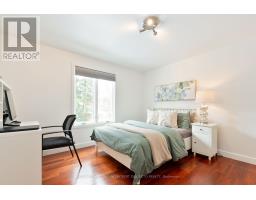 20 CHEROKEE ROAD - 23