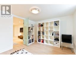 20 CHEROKEE ROAD - 27