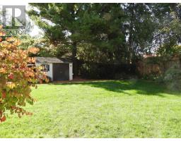 20 CHEROKEE ROAD - 42