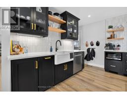 196 BYRON STREET - 16