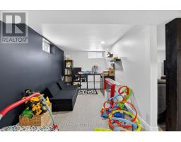 196 BYRON STREET - 32