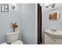 44 - 217 MARTINET AVENUE - 15