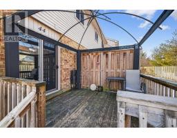 44 - 217 MARTINET AVENUE - 35