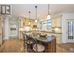 95 HIGHLAND WOODS COURT - 15