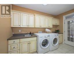 95 HIGHLAND WOODS COURT - 20