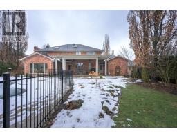 95 HIGHLAND WOODS COURT - 3