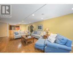 95 HIGHLAND WOODS COURT - 33