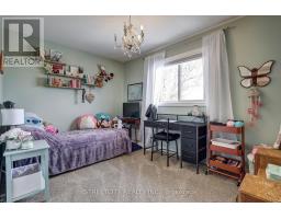 44 ROSETHORN COURT - 25