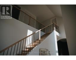 4 EDGEVIEW CRESCENT - 31