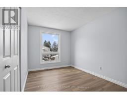 359 EVERGLADE CRESCENT - 28