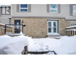 359 EVERGLADE CRESCENT - 3