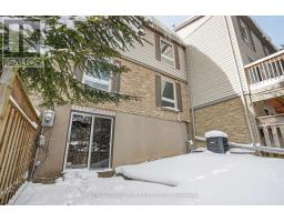 359 EVERGLADE CRESCENT - 34