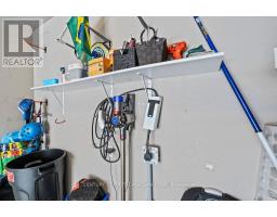 28 - 750 OSGOODE DRIVE S - 21