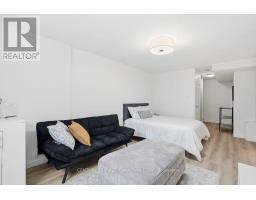 28 - 750 OSGOODE DRIVE S - 37