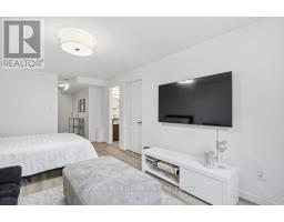 28 - 750 OSGOODE DRIVE S - 39