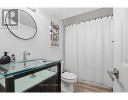 28 - 750 OSGOODE DRIVE S - 40