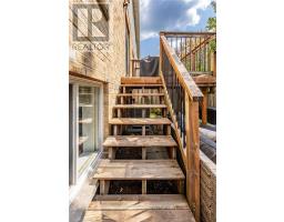 28 - 750 OSGOODE DRIVE S - 45