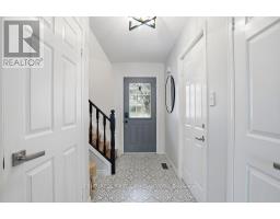 28 - 750 OSGOODE DRIVE S - 5