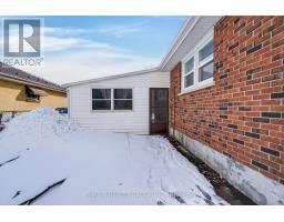 71 JASPER CRESCENT - 31