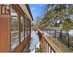 23 STIRRUP COURT - 32