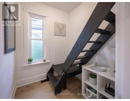 12 ARTHUR STREET - 35