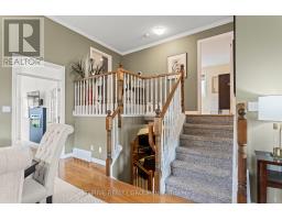 12 - 6 CADEAU TERRACE - 19