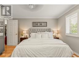 12 - 6 CADEAU TERRACE - 26