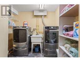 12 - 6 CADEAU TERRACE - 44