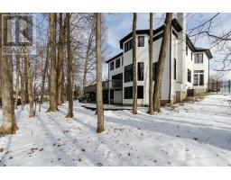 52 BIRCHMOUNT WALK - 32