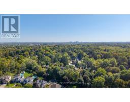 15 MARCUS CRESCENT - 5