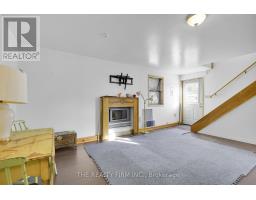 924 PRINCESS AVENUE - 34