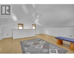 924 PRINCESS AVENUE - 40