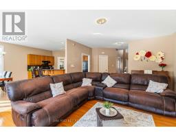 2180 LILAC AVENUE - 10