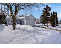 89 - 9 LAKEFIELD COURT - 2