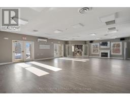 89 - 9 LAKEFIELD COURT - 34