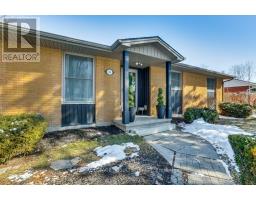 34 CHARLOTTE AVENUE - 4