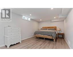 5 PAISLEY STREET - 36