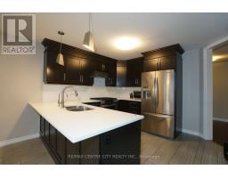 1509 HORSESHOE CRESCENT - 8