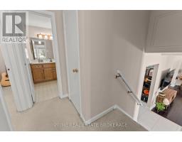 696 ALGOMA PLACE - 13