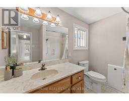 696 ALGOMA PLACE - 14