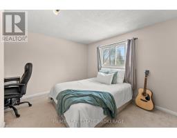 696 ALGOMA PLACE - 19