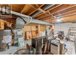696 ALGOMA PLACE - 31