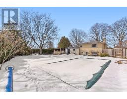 696 ALGOMA PLACE - 32