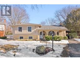 696 ALGOMA PLACE - 36